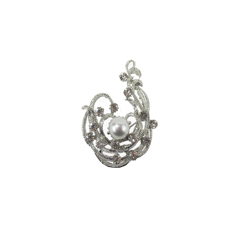 Pearl & crystal brooch silver