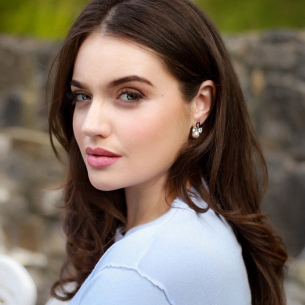 Delicate Ears Cubic Zirconia & Pearl Earring Silver Plating