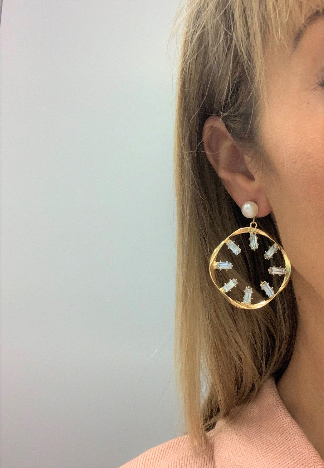 Round Earring
