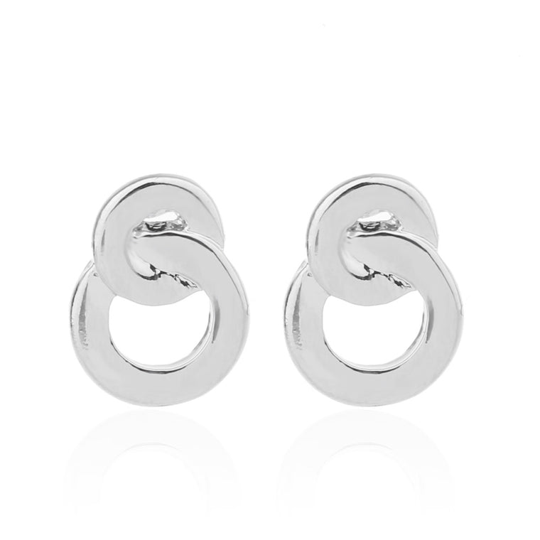 Delicate Ears Linked Circle Earring Silver Plating