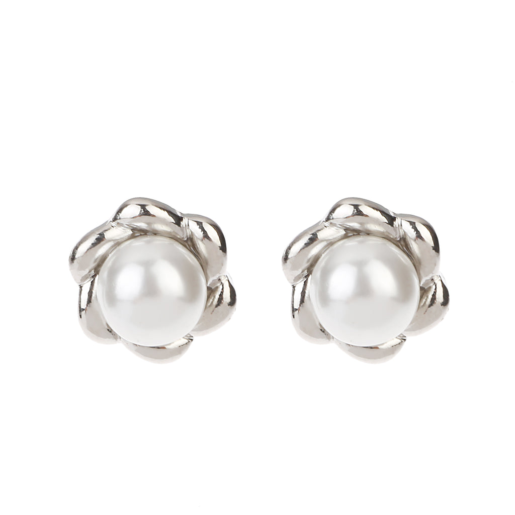 Delicate Ears Pearl Flower Earring